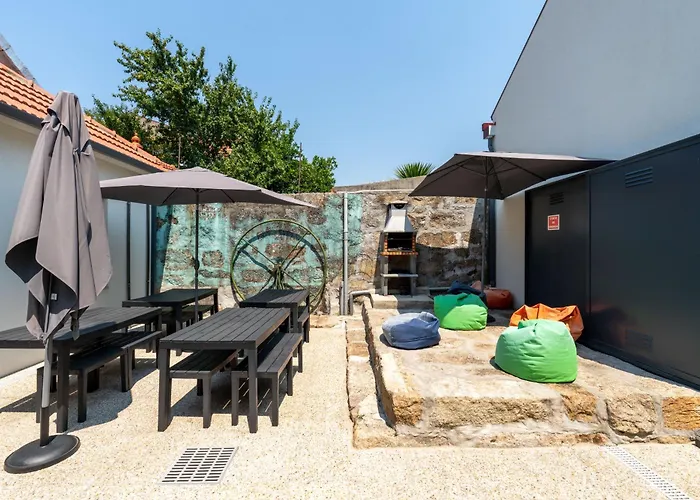 Authentic With Terrace By Hostwise Lejlighed Porto