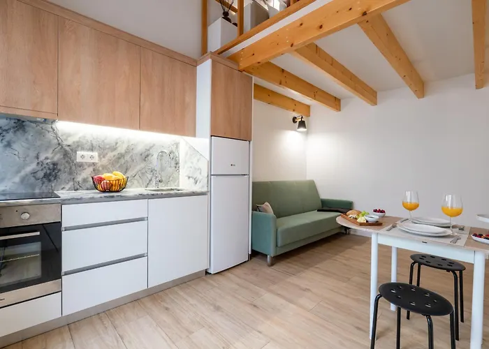 Authentic With Terrace By Hostwise * Porto