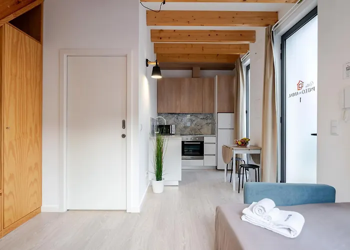 Authentic With Terrace By Hostwise *