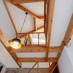 Authentic With Terrace By Hostwise ポルト