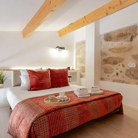 Apartmán Authentic With Terrace By Hostwise