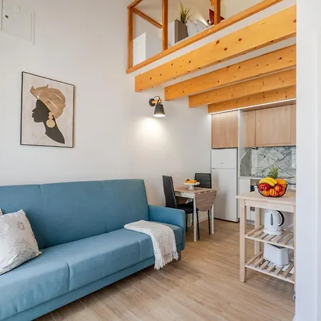 Lejlighed Authentic With Terrace By Hostwise