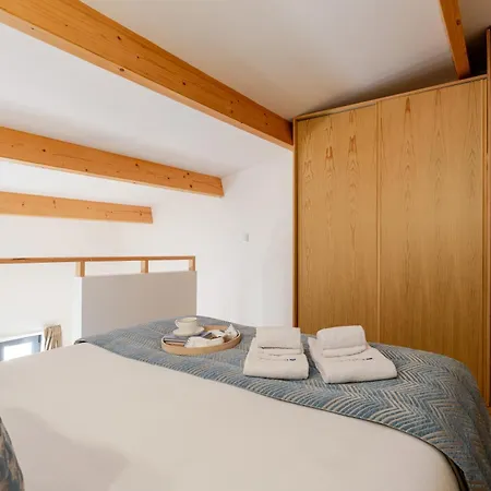 Appartement Authentic With Terrace By Hostwise *