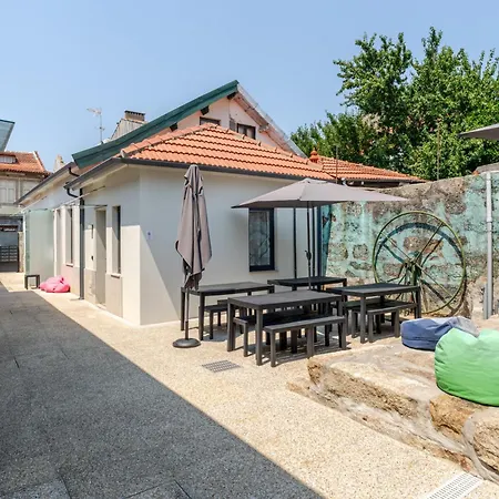 Apartman Authentic With Terrace By Hostwise *