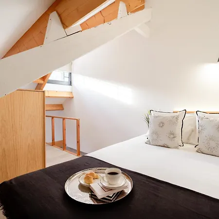 Authentic With Terrace By Hostwise Appartement