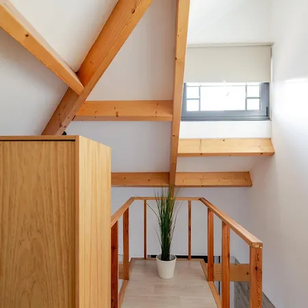 Authentic With Terrace By Hostwise *