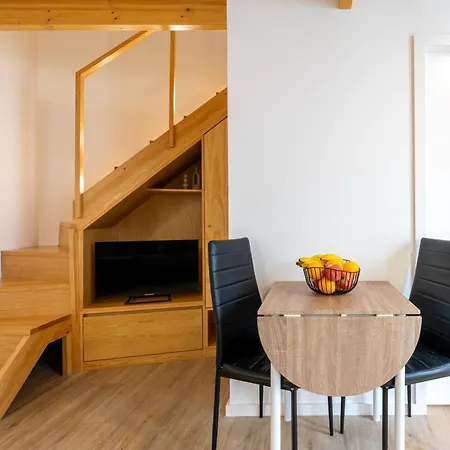 Apartmán Authentic With Terrace By Hostwise *