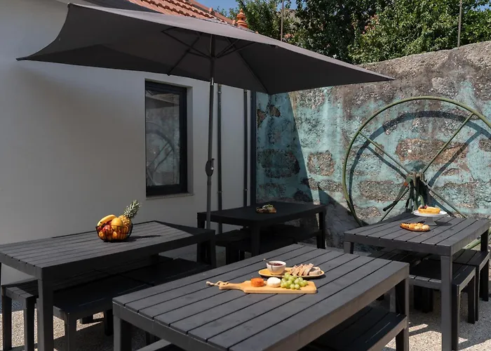 Διαμέρισμα Authentic With Terrace By Hostwise