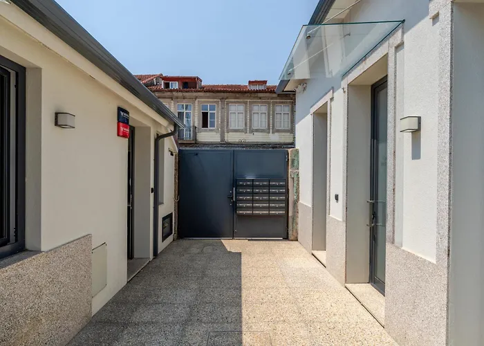 Authentic With Terrace By Hostwise * Πόρτο