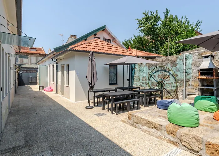 Apartman Authentic With Terrace By Hostwise *