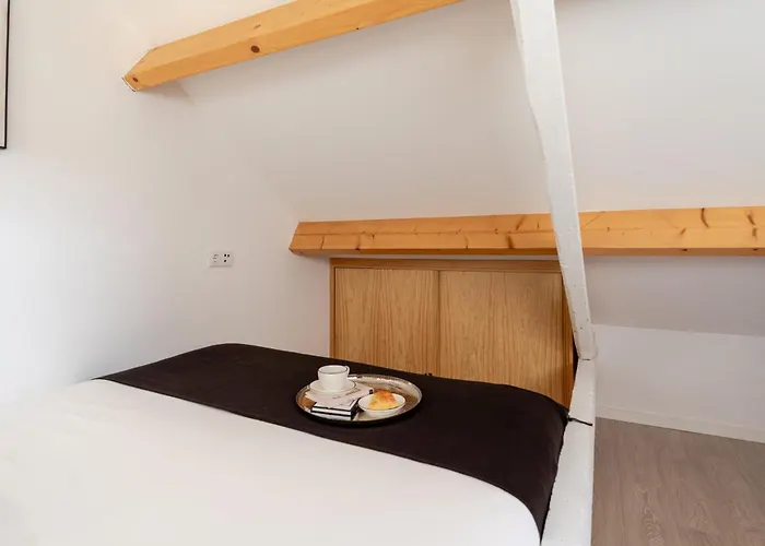 Authentic With Terrace By Hostwise Διαμέρισμα *