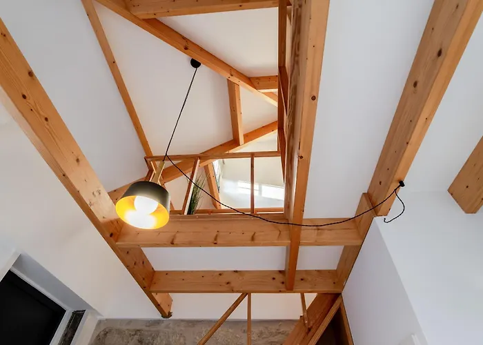 Authentic With Terrace By Hostwise Porto