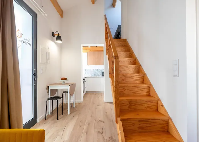 Apartman Authentic With Terrace By Hostwise