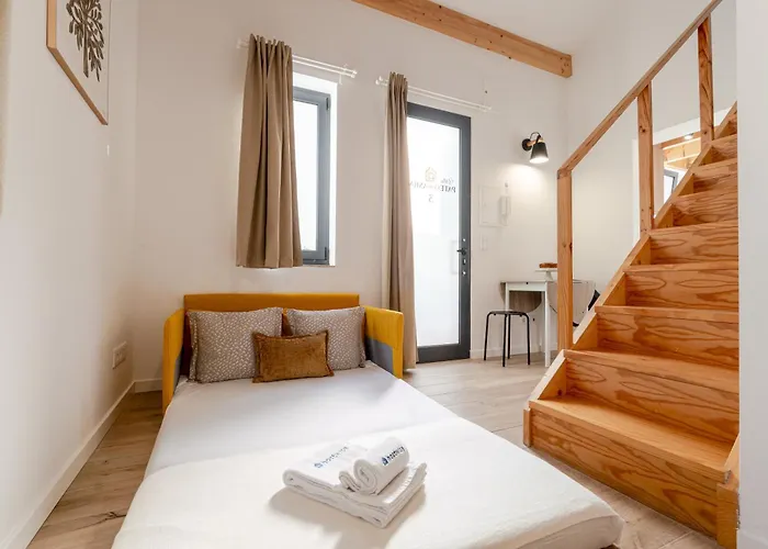 Authentic With Terrace By Hostwise Apartman Porto