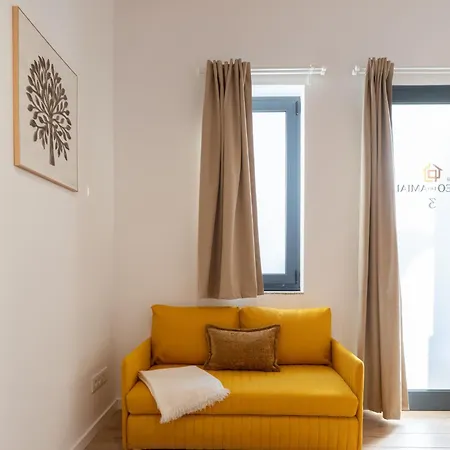 Authentic With Terrace By Hostwise *