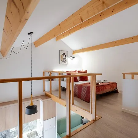 Apartament Authentic With Terrace By Hostwise *