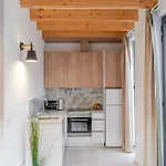 Authentic With Terrace By Hostwise Apartment Porto