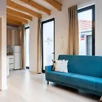 Authentic With Terrace By Hostwise *